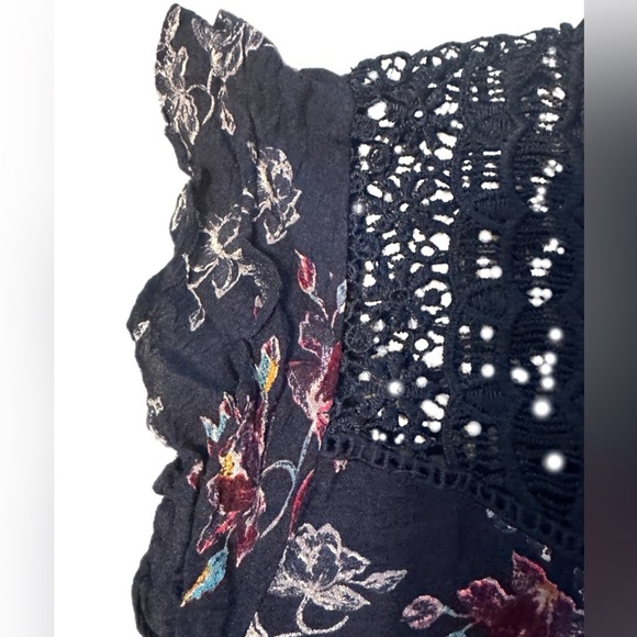 Jolt navy blue floral women’s short sleeve top - Picture 2 of 5